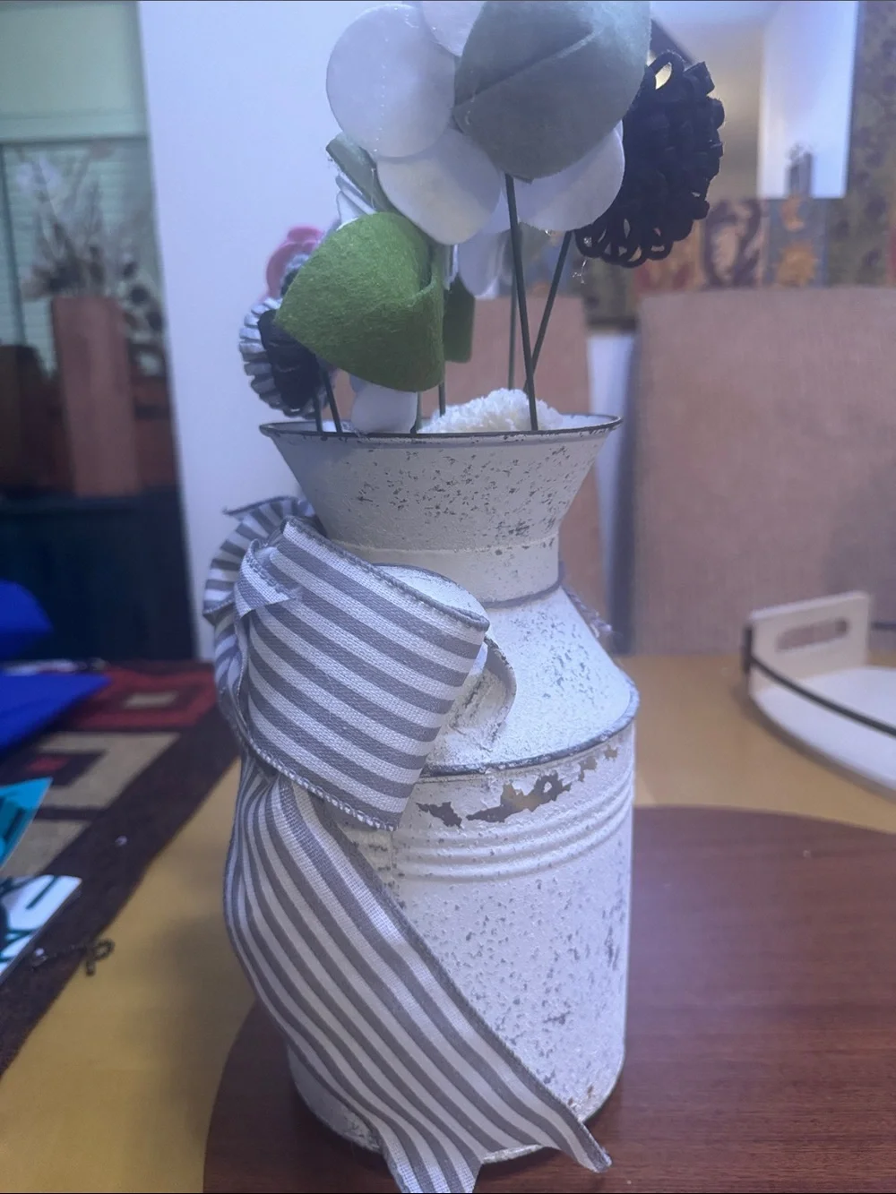 Home Sweet Home farmhouse jug with Pink & White Felt Flowers